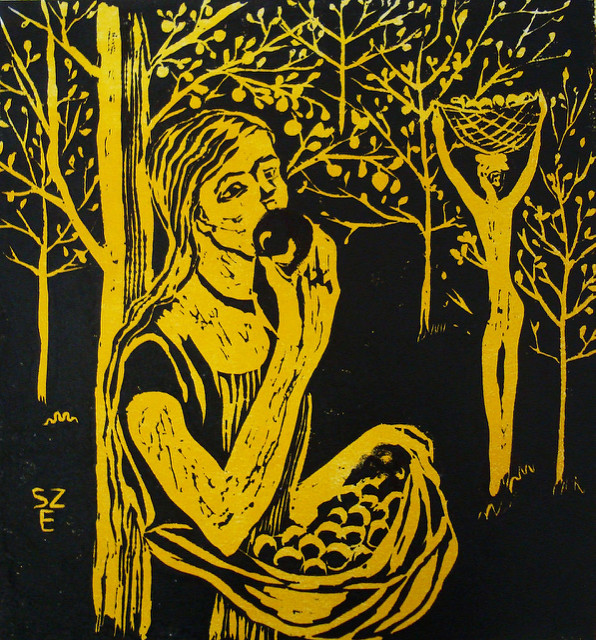 Almaszüret. A képen egy kötényében almát gyűjtő lány almát eszik, a háttérben fején kosárral egy másik nő, illetve az almafák láthatóak. 